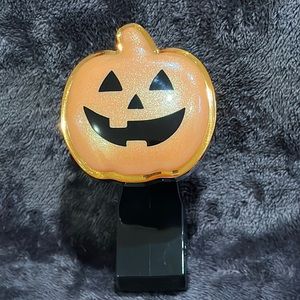 Bath & Body Work Light Up Pumpkin Wallflower … gently used